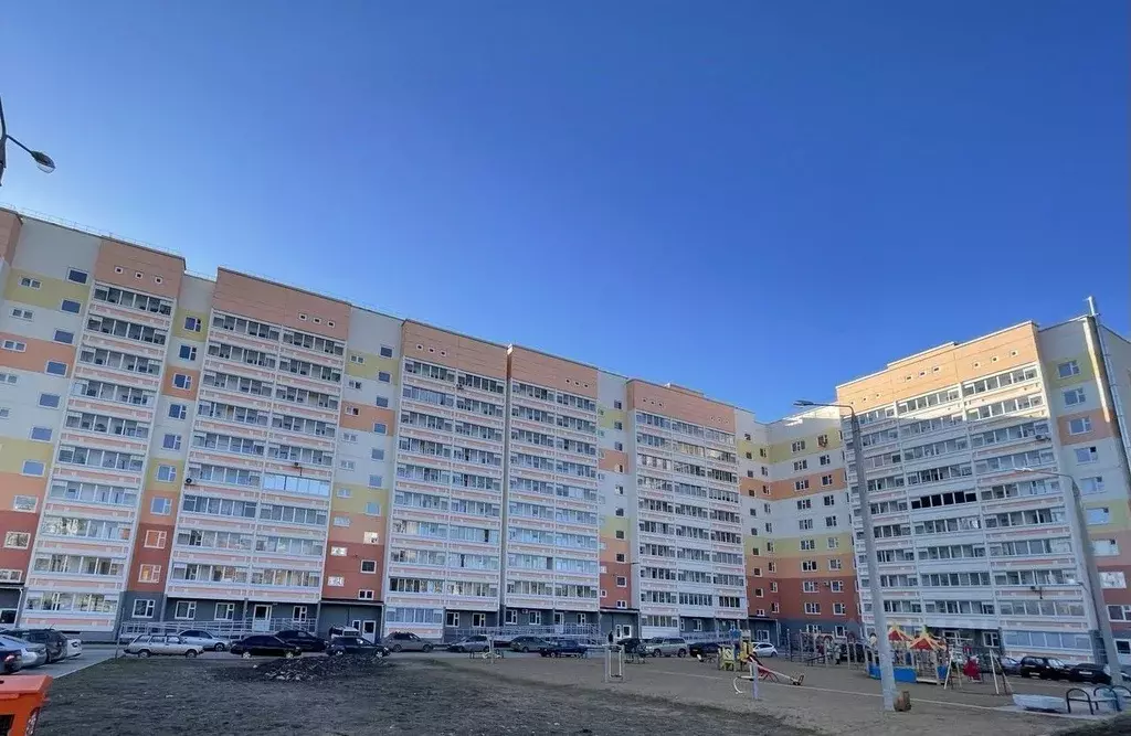 2-к кв. Пермский край, Пермь ул. Менжинского, 13 (64.3 м) - Фото 0