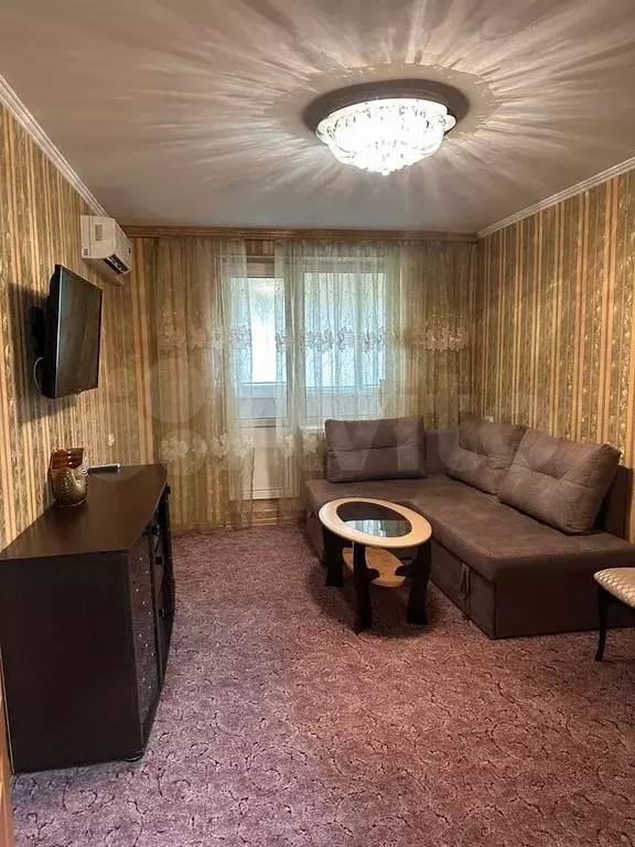 2-к. квартира, 47 м, 2/9 эт. - Фото 0