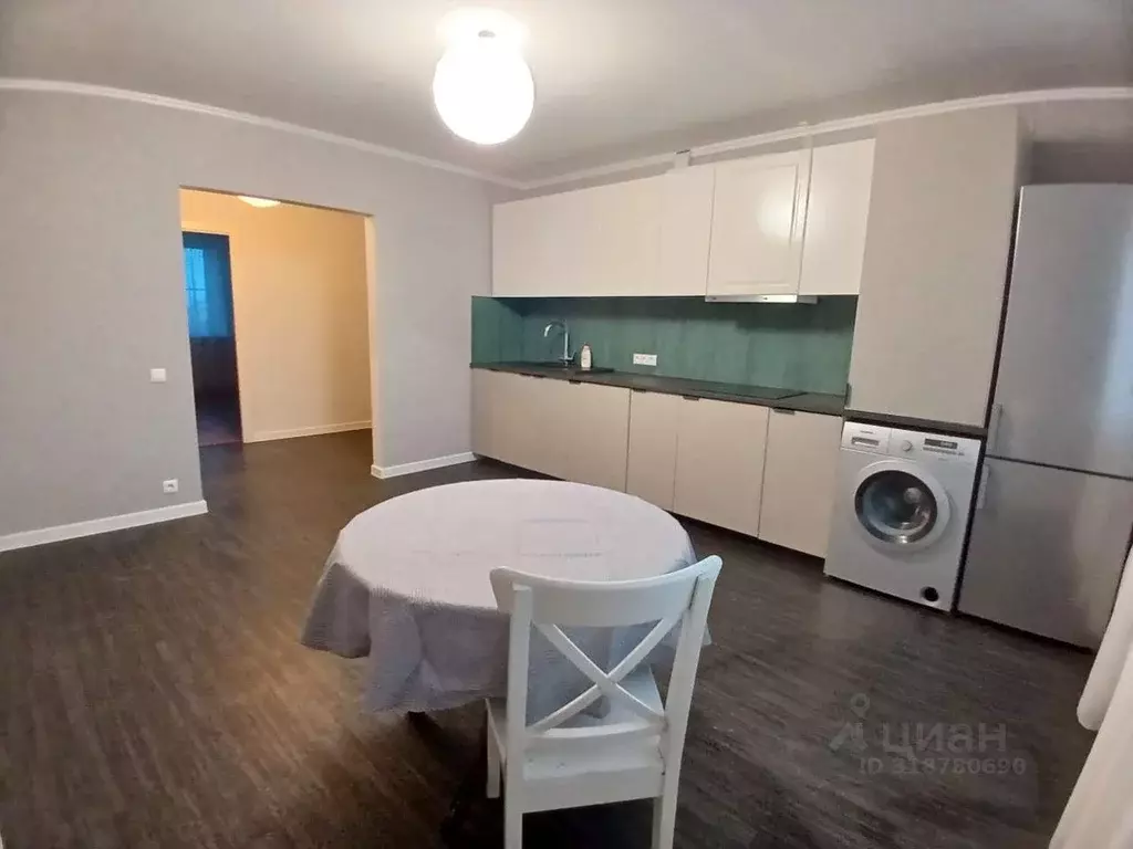 Квартира, 3 комнаты, 79.7 м - Фото 0