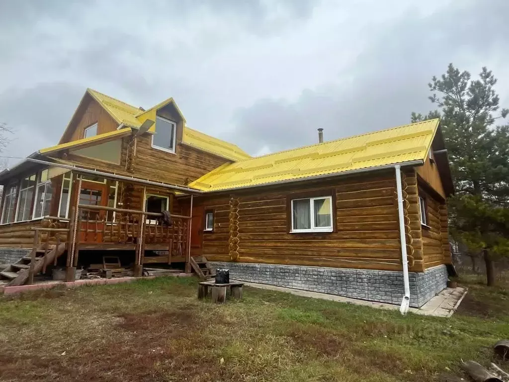 Дом в Саратовская область, Хвалынск муниципальное образование, с. ... - Фото 1
