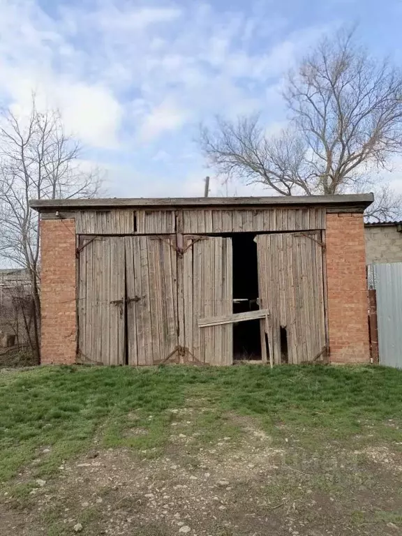Помещение свободного назначения в Ставропольский край, Ипатовский ... - Фото 1