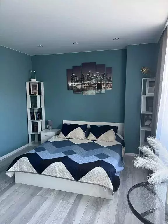 1-к кв. Волгоградская область, Волгоград ул. Расула Гамзатова, 21 ... - Фото 0