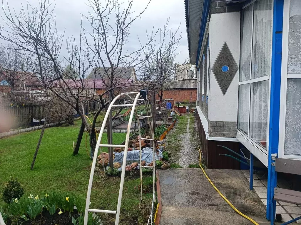 Дом в Кемеровская область, Киселевск ул. Николаева (130 м) - Фото 1