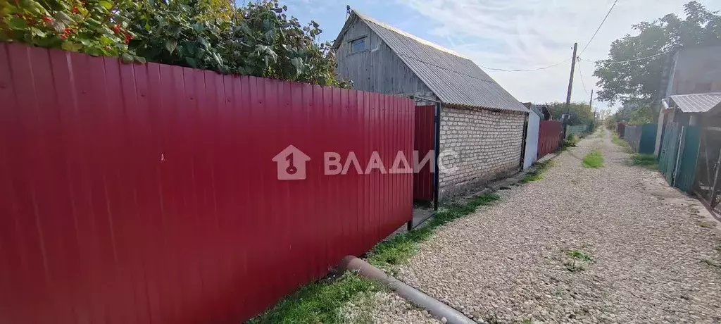 Дом в Саратовская область, Балаковский район, Натальинское ... - Фото 0