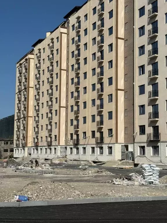 2-к кв. Кабардино-Балкария, Нальчик Кабардинская ул., 202 (74.0 м) - Фото 1