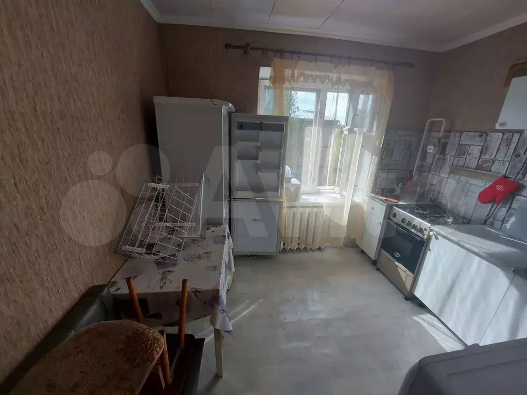 3-к. квартира, 60 м, 4/4 эт. - Фото 0