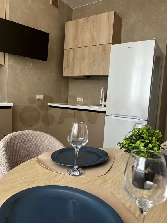 1-к кв. Крым, Симферополь ул. Набережная имени 60-летия СССР, 50к2 ... - Фото 1