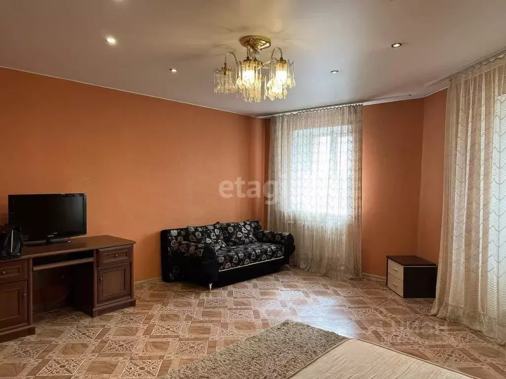 2-к кв. Тюменская область, Тюмень Миусская ул., 8 (71.7 м) - Фото 1