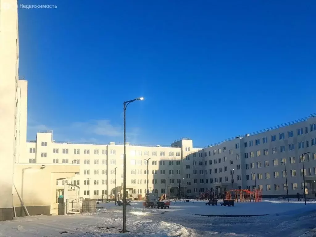 3-комнатная квартира: Сясьстрой, улица Карла Маркса, 3 (59.1 м) - Фото 1