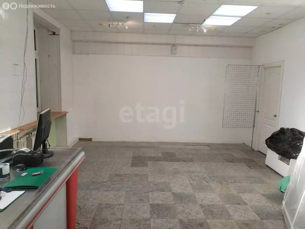 Торговая площадь (61.9 м) - Фото 1