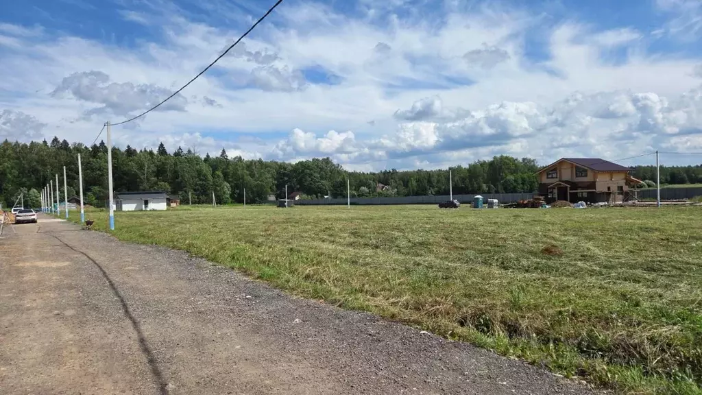 Участок в Московская область, Мытищи городской округ, с. Марфино ул. ... - Фото 1