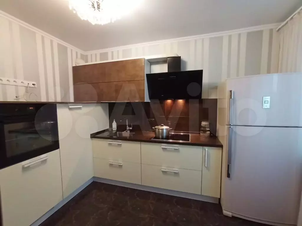 1-к. квартира, 40 м, 7/17 эт. - Фото 0