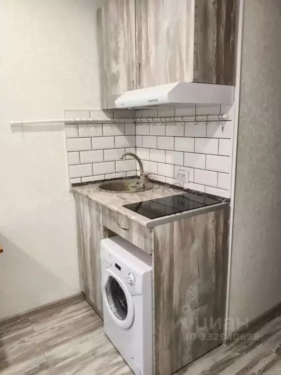 Студия Алтайский край, Барнаул ул. Германа Титова, 12/78 (18.0 м) - Фото 2