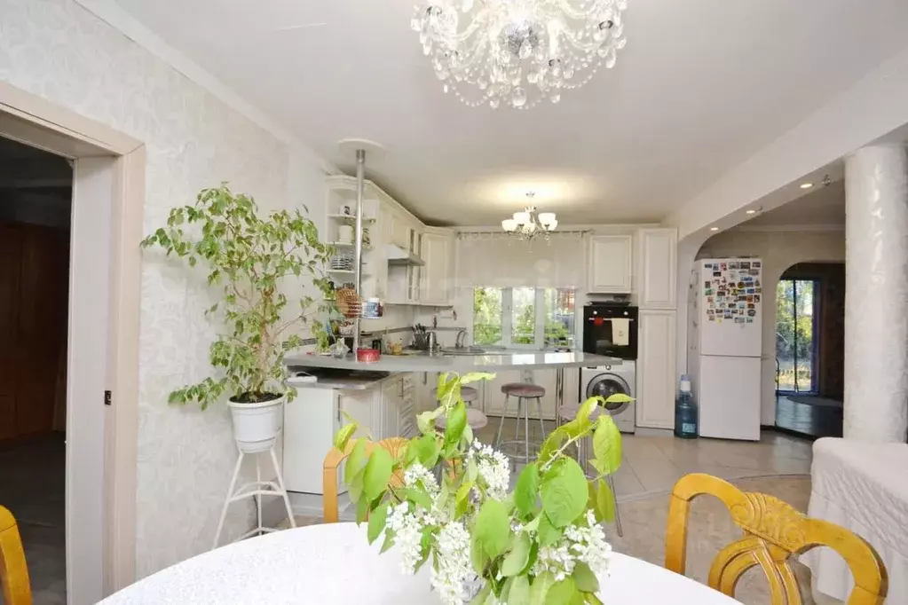 Дом в Саха (Якутия), Якутск ул. Кирсановой, 23/1 (112 м) - Фото 1