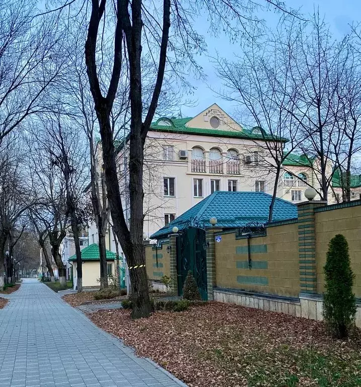 4-к кв. Ставропольский край, Ессентуки ул. Семашко, 9А (120.0 м) - Фото 2