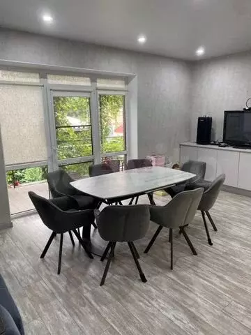 Дом 242 м на участке 2,8 сот. - Фото 0