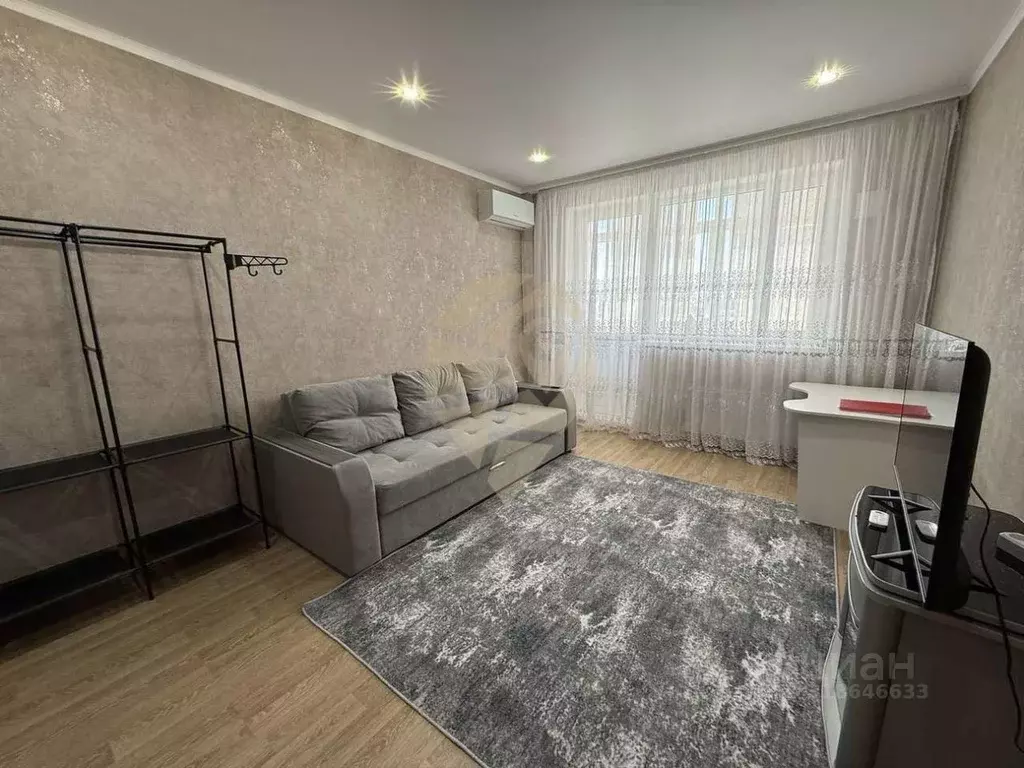 1-к кв. Белгородская область, Старый Оскол Степной мкр, 18 (42.4 м) - Фото 1