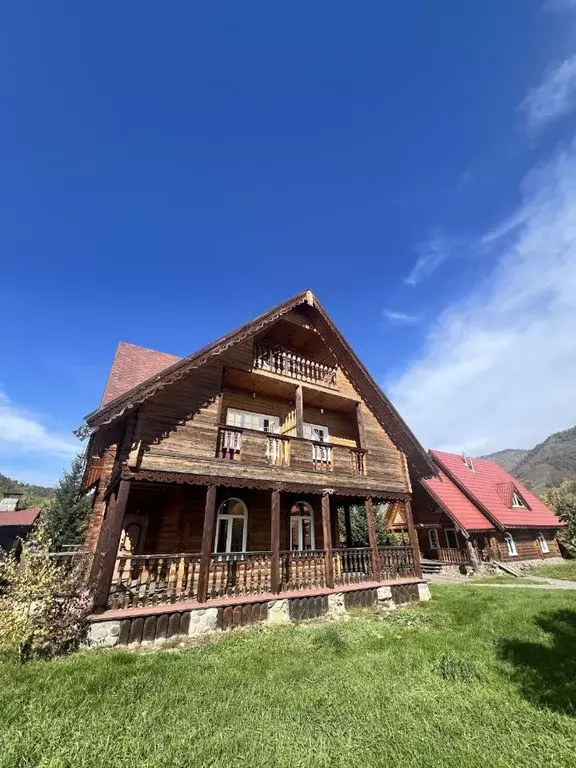 Дом в Алтай, Усть-Коксинский район, с. Усть-Кокса Мостовая ул., 19 ... - Фото 1