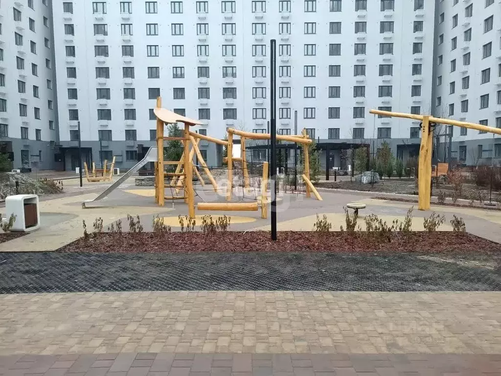 1-к кв. Тюменская область, Тюмень Новгородская ул., 22 (41.1 м) - Фото 1
