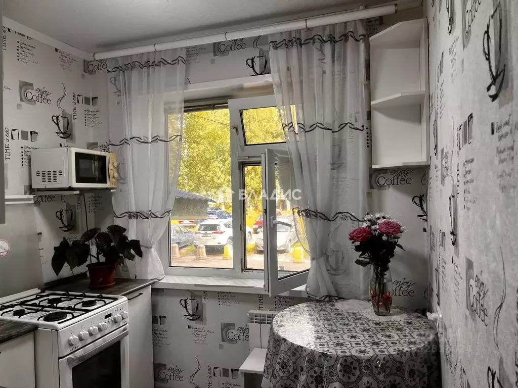 2-к кв. Коми, Сыктывкар Коммунистическая ул., 70 (44.2 м) - Фото 1