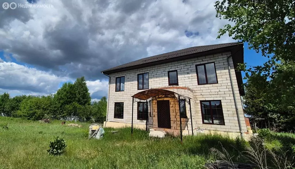 Дом в Мылинское сельское поселение, деревня Фроловка, Партизанская ... - Фото 0