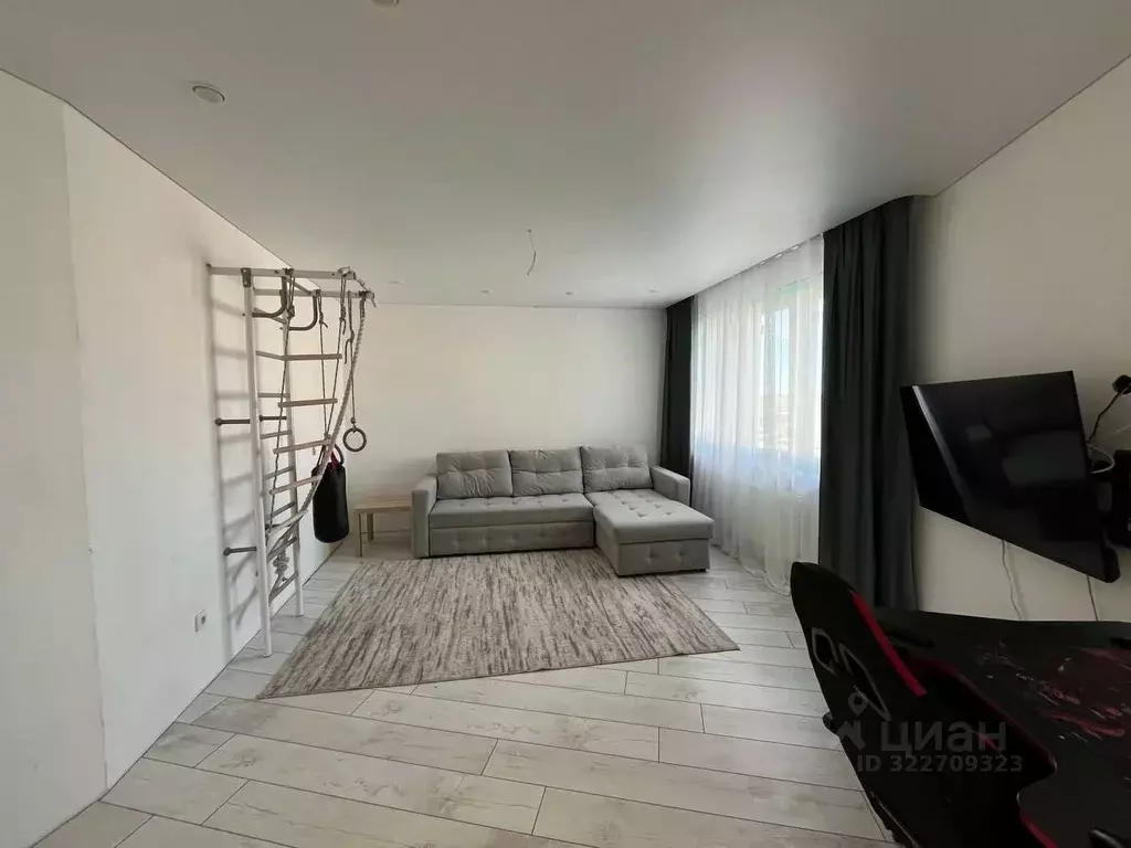 2-к кв. Чувашия, Новочебоксарск ул. Строителей, 6 (64.0 м) - Фото 1