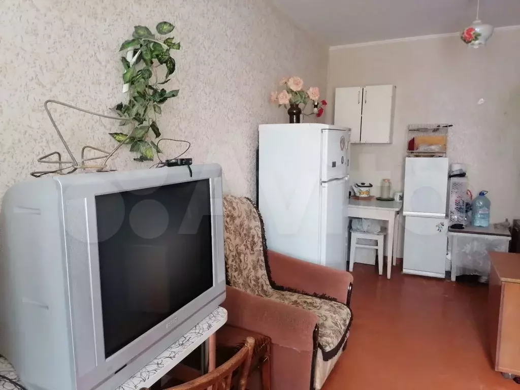 Комната 17 м в 8-к., 2/9 эт. - Фото 0