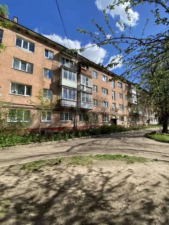 Комната 9,4 м в 6-к., 2/4 эт. - Фото 0