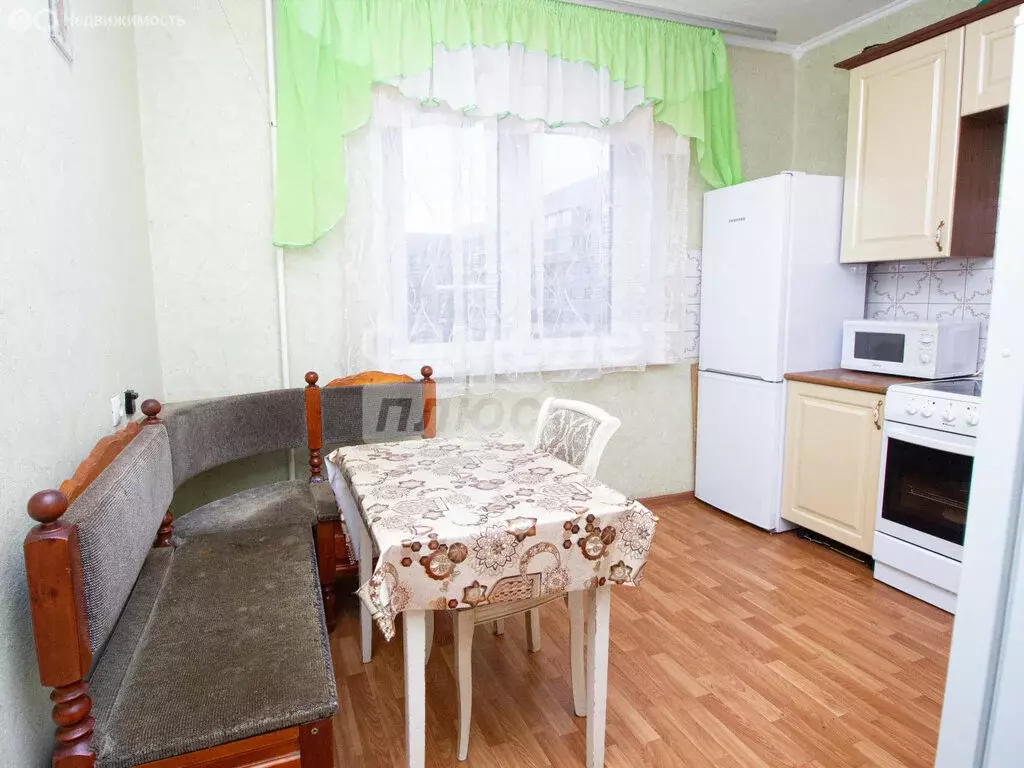 3-комнатная квартира: Ульяновск, Заречная улица, 2 (66 м) - Фото 1