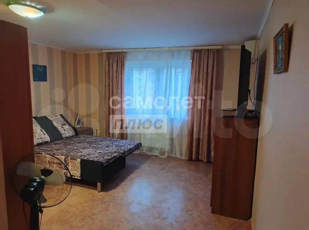 3-к. квартира, 70 м, 1/3 эт. - Фото 1