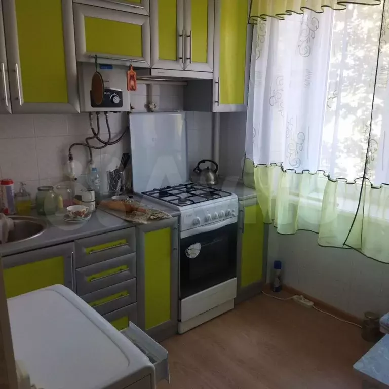 3-к. квартира, 60 м, 2/5 эт. - Фото 0