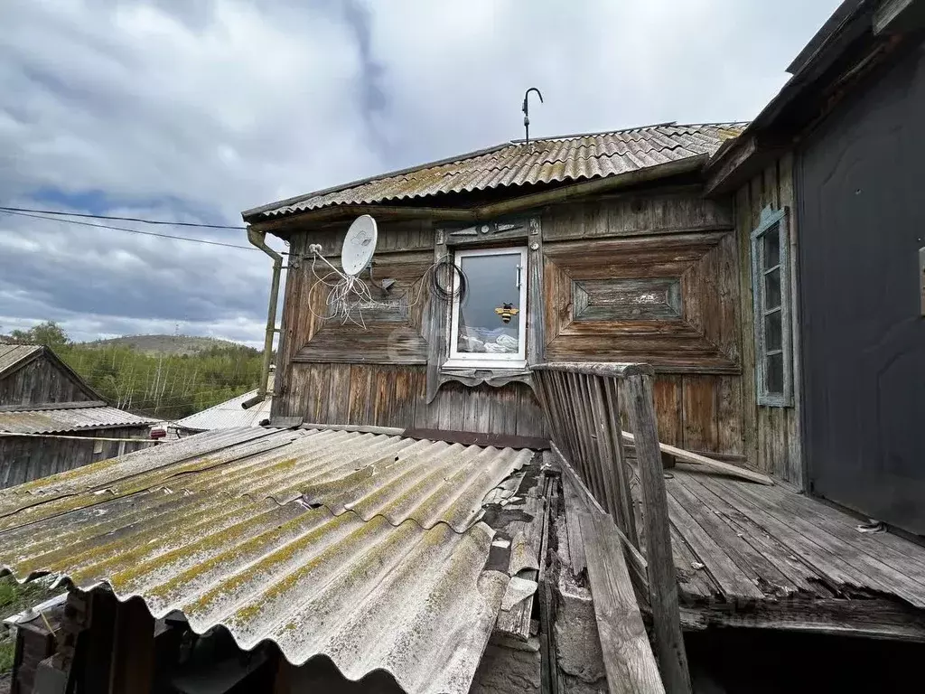 Дом в Челябинская область, Кыштым ул. Калинина (37 м) - Фото 1