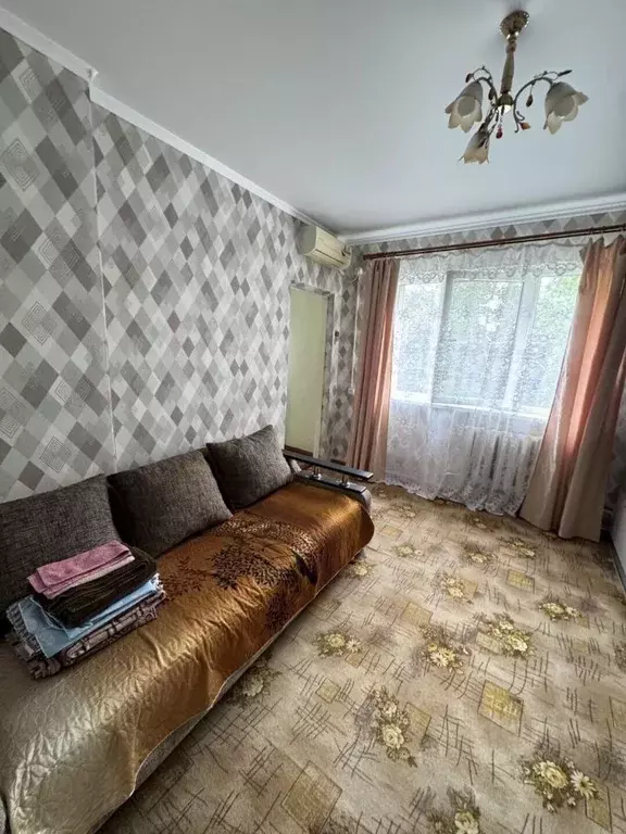 2-к кв. Краснодарский край, Ейск Коммунистическая ул., 47 (42.0 м) - Фото 1
