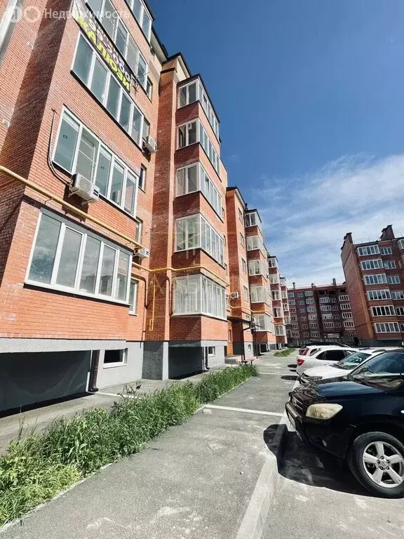 2-комнатная квартира: Владикавказ, улица Хадарцева, 41 (76 м) - Фото 1