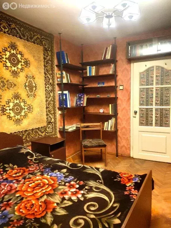 3-комнатная квартира: Санкт-Петербург, улица Стасовой, 2 (65.5 м) - Фото 1