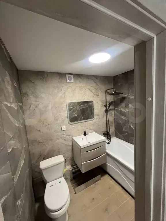 2-к. квартира, 52 м, 4/5 эт. - Фото 0