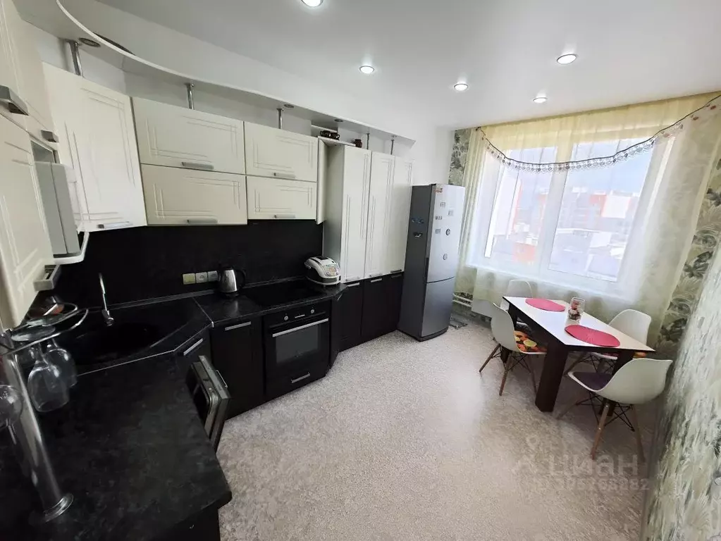 2-к кв. Красноярский край, Красноярск ул. Лесников, 43 (50.0 м) - Фото 1