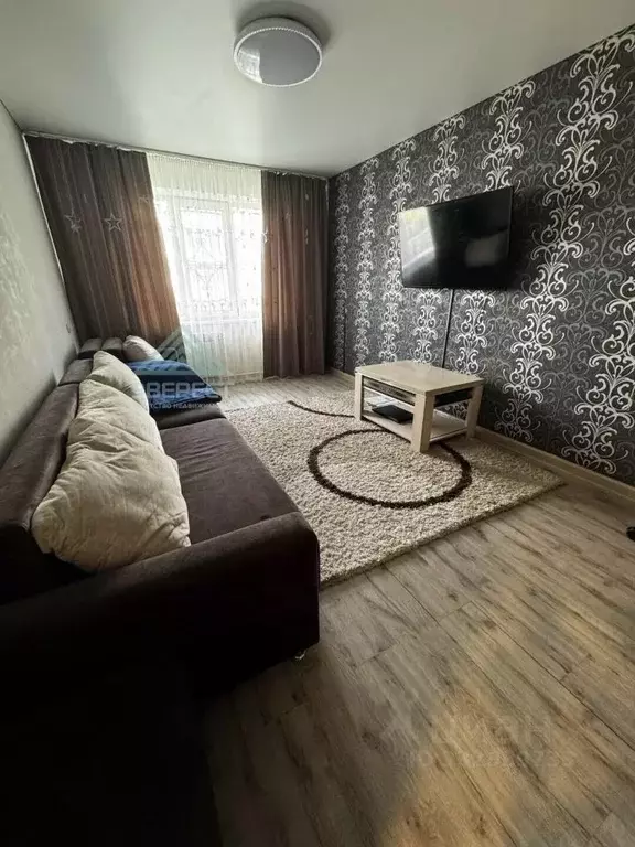 2-к кв. Хакасия, Абакан Торговая ул., 22 (44.0 м) - Фото 1