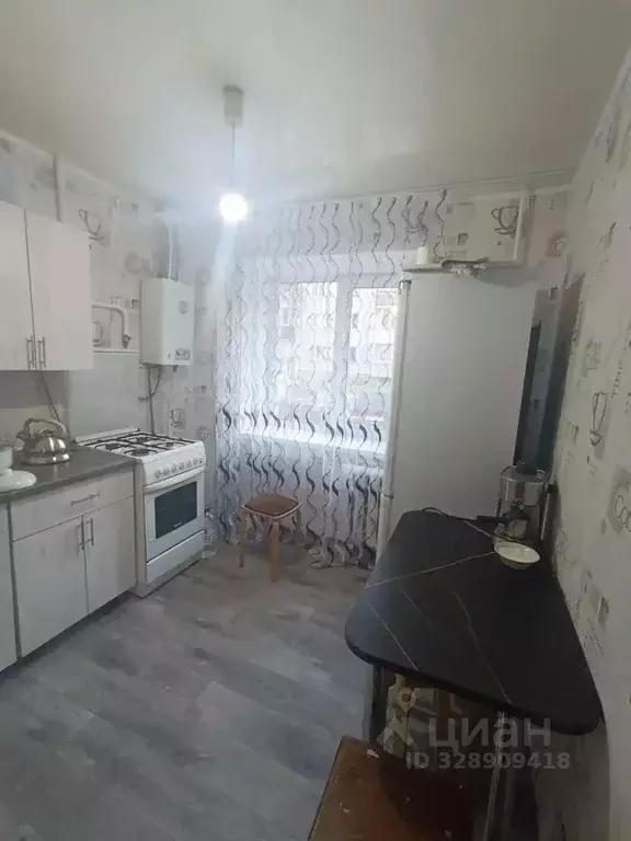 1-к кв. Брянская область, Брянск ул. Тарджиманова, 1 (30.8 м) - Фото 2