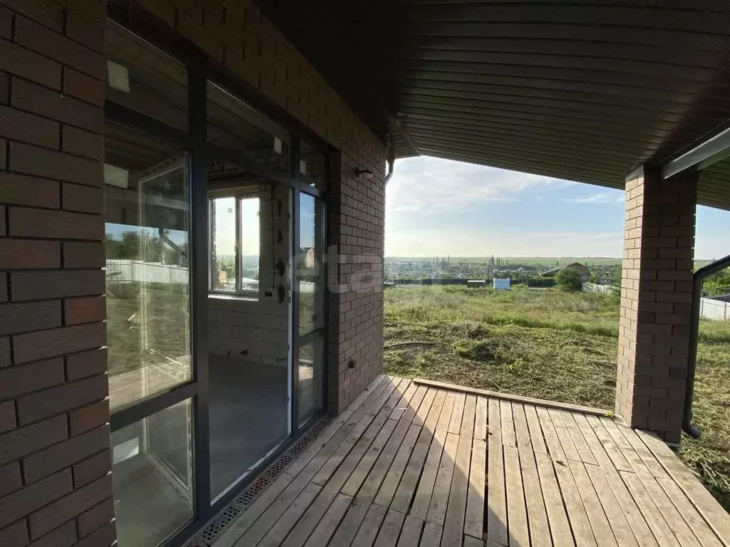 Дом в Воронежская область, Семилукский район, с. Девица ул. Гагарина, ... - Фото 1