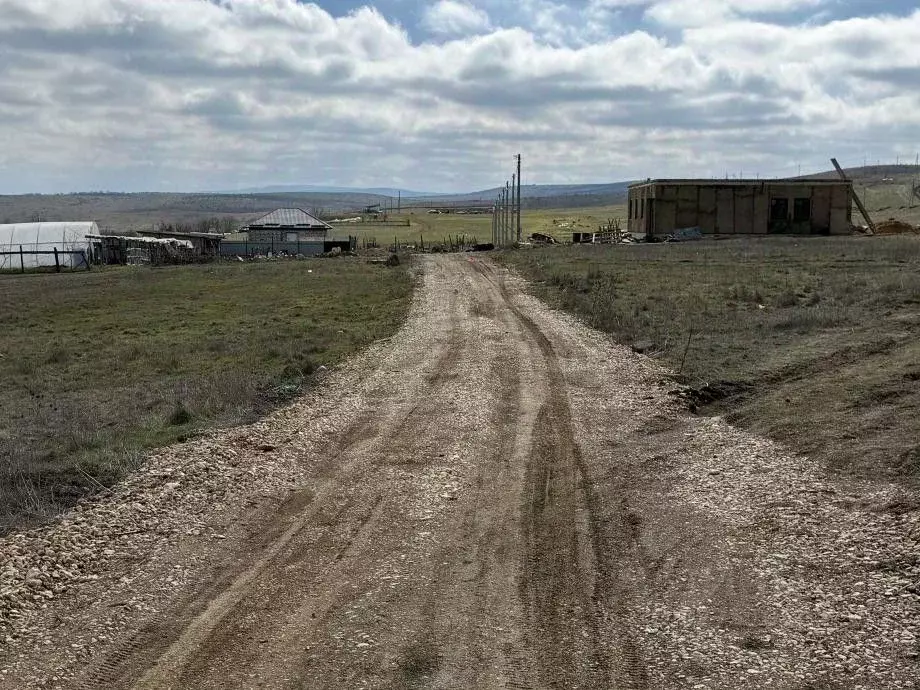 Участок в Крым, Симферопольский район, Чистенское с/пос, с. Камышинка ... - Фото 1