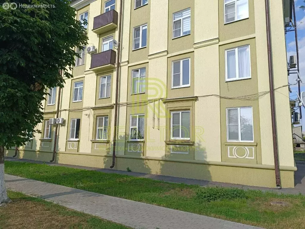 3-комнатная квартира: Шахты, Аллейный бульвар, 10 (70 м) - Фото 0