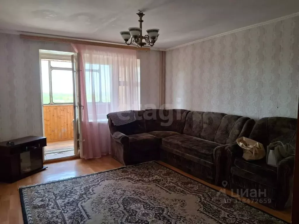 3-к кв. Курская область, Курск Хуторская ул., 12В (63.8 м) - Фото 1
