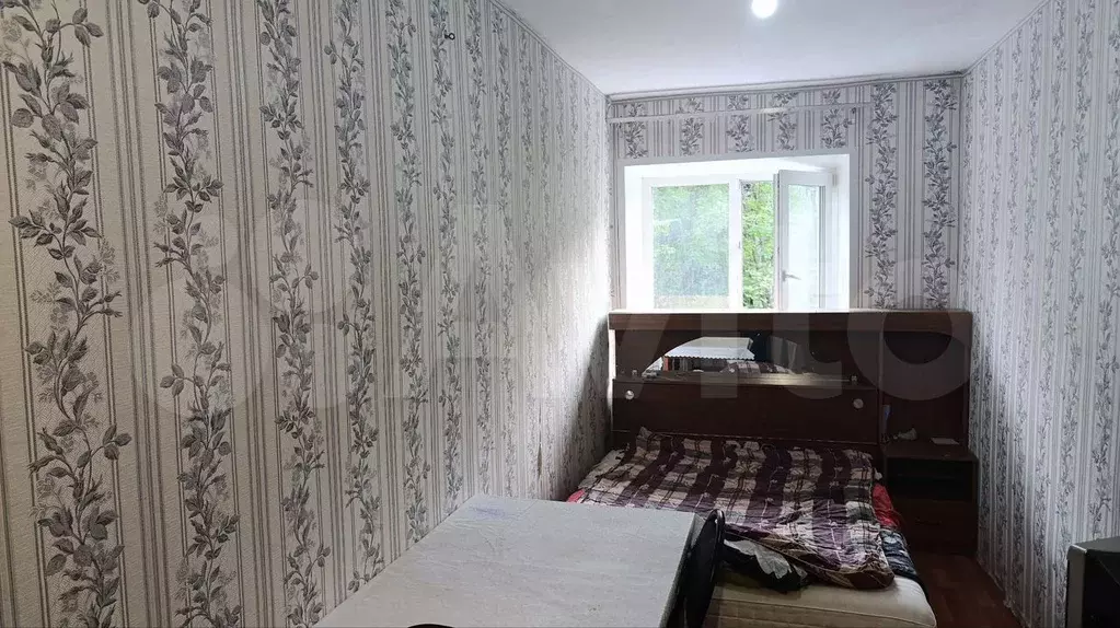 Комната 11 м в 5-к., 2/4 эт. - Фото 0