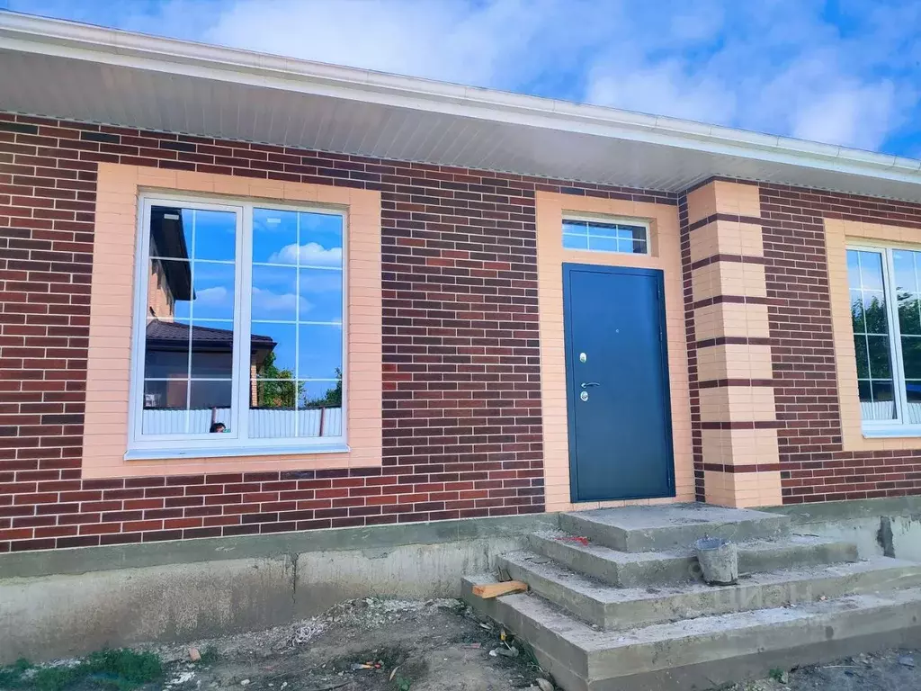 Дом в Ростовская область, Азовский район, Поселок Красный сад ул. ... - Фото 1