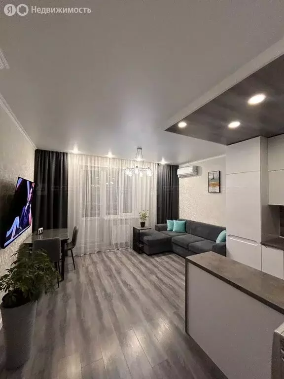 2-комнатная квартира: Казань, улица Павлюхина, 108Б (69.5 м) - Фото 1