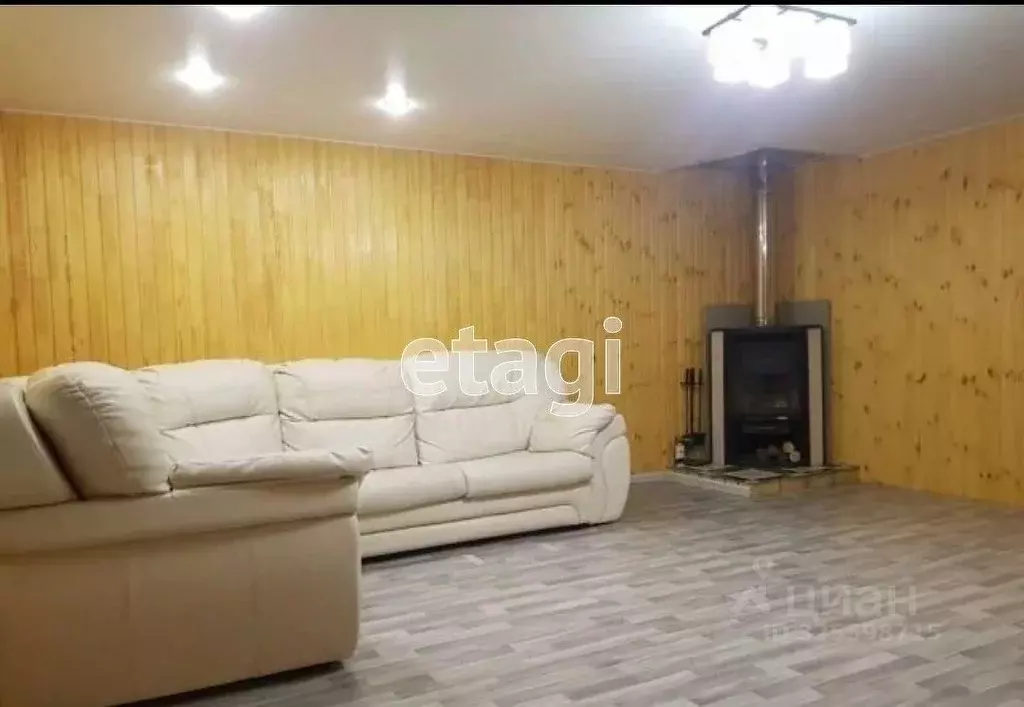 Дом в Свердловская область, Слободо-Туринский район, Усть-Ницинское ... - Фото 1