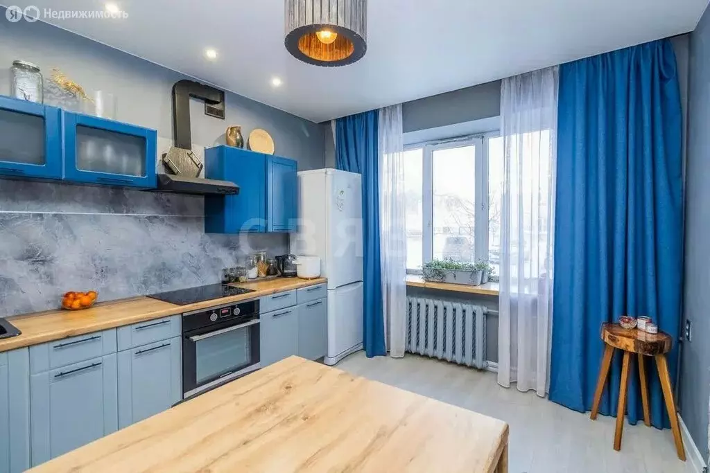 3-комнатная квартира: Тюмень, улица Достоевского, 9 (80.8 м) - Фото 2