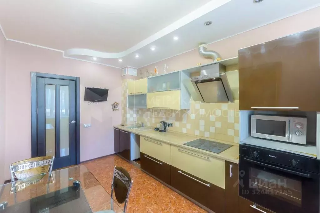 2-к кв. Тюменская область, Тюмень ул. Мельникайте, 125а (71.0 м) - Фото 1