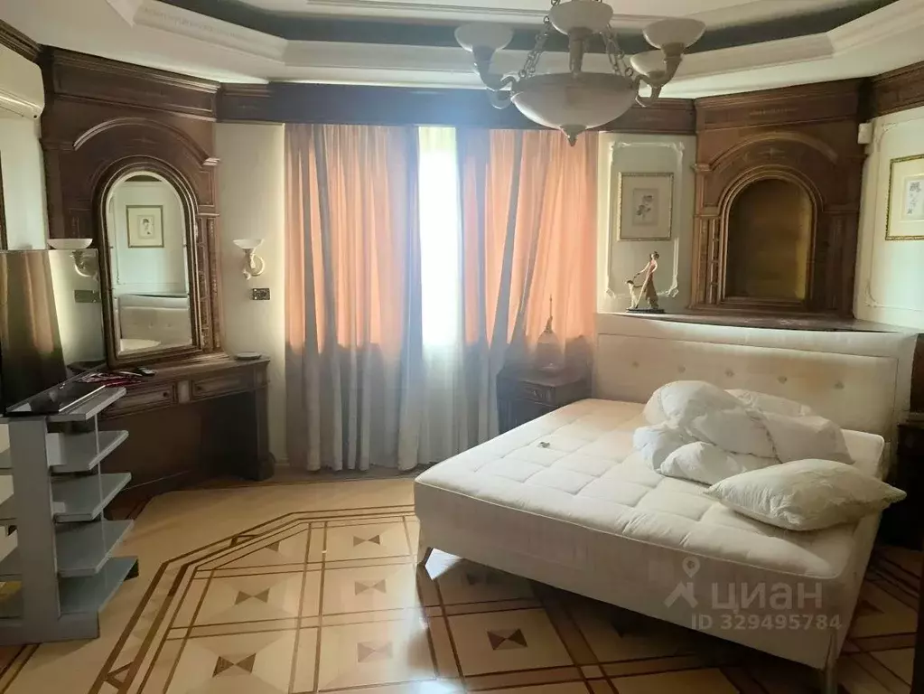 4-к кв. Москва ул. Гарибальди, 36 (210.0 м) - Фото 1